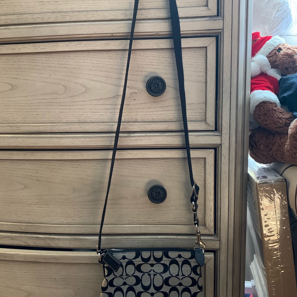 Coach handbag - Picture 5 of 11